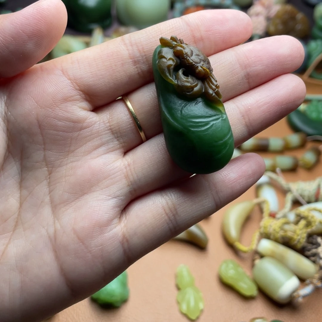 【闪购商品】和田玉未镶嵌颈饰菲**属