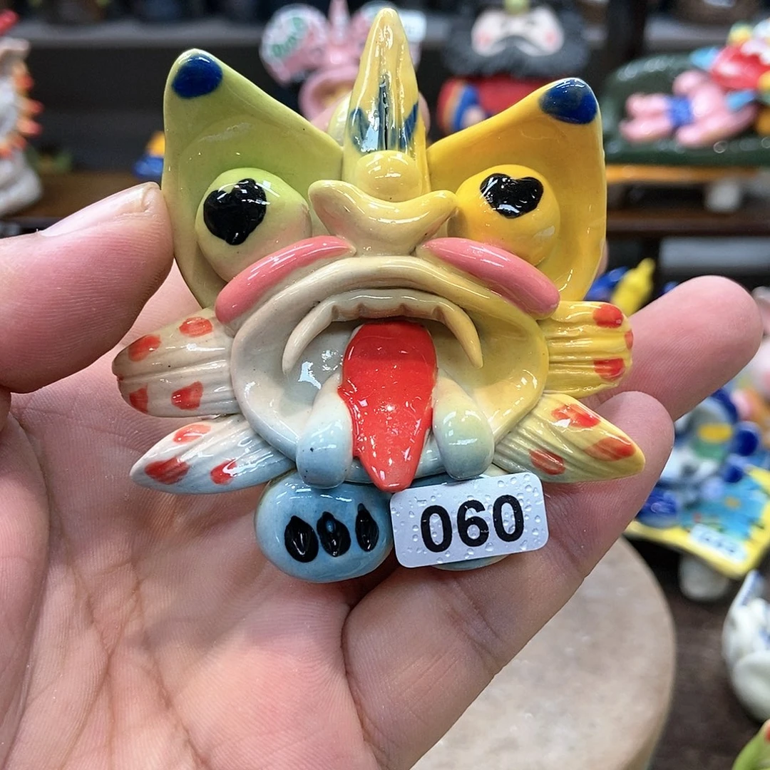 摆件直播间手工抽象陶瓷摆件060
