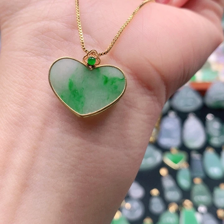 吊坠(不含链)18K金镶嵌翡翠