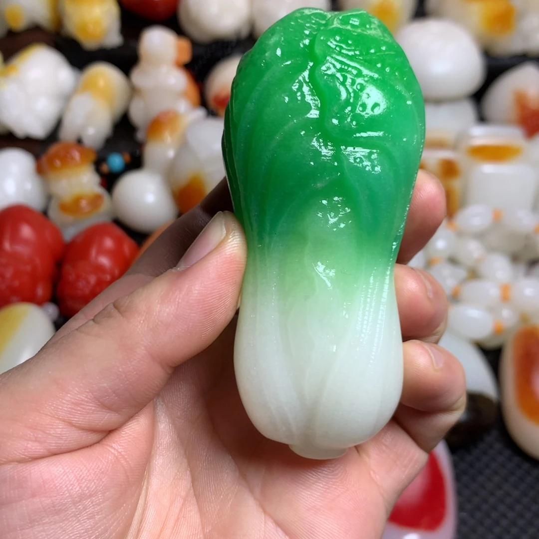 新疆戈壁石五彩石