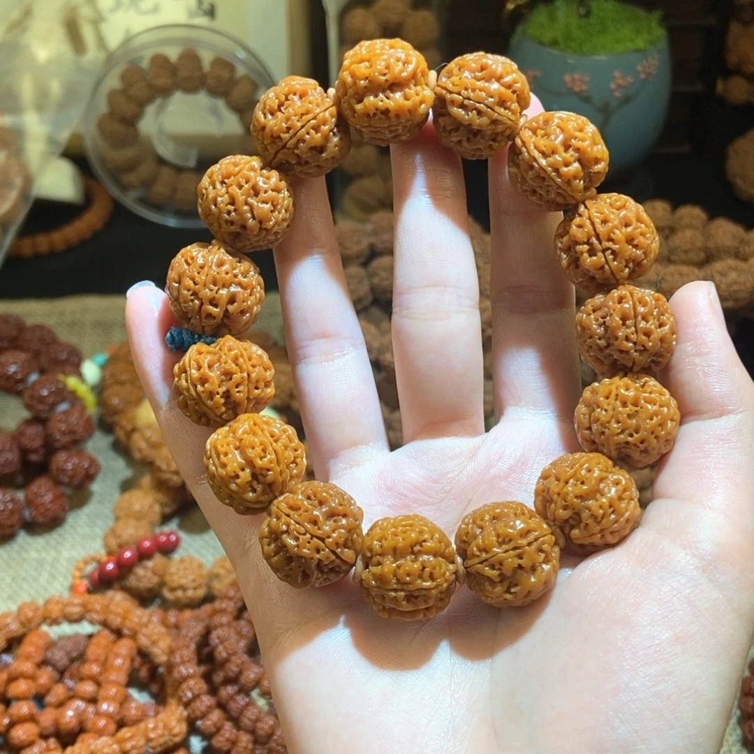 金刚菩提手串老*205半玉化