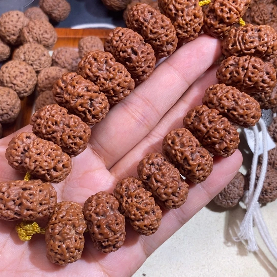 手串金刚菩提夹板蜂王24mm