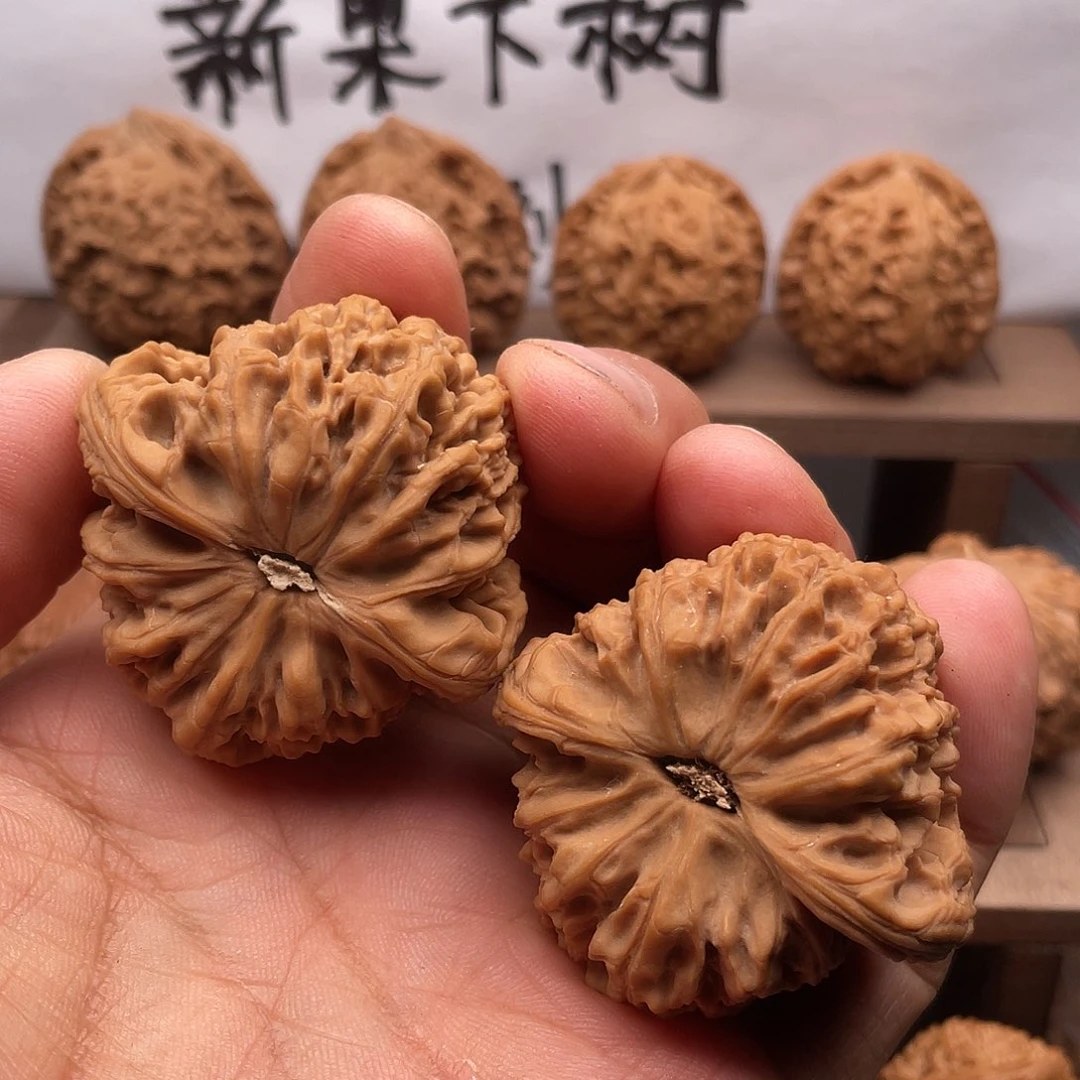 阳***费吊坠桃核南疆石球54全品无修