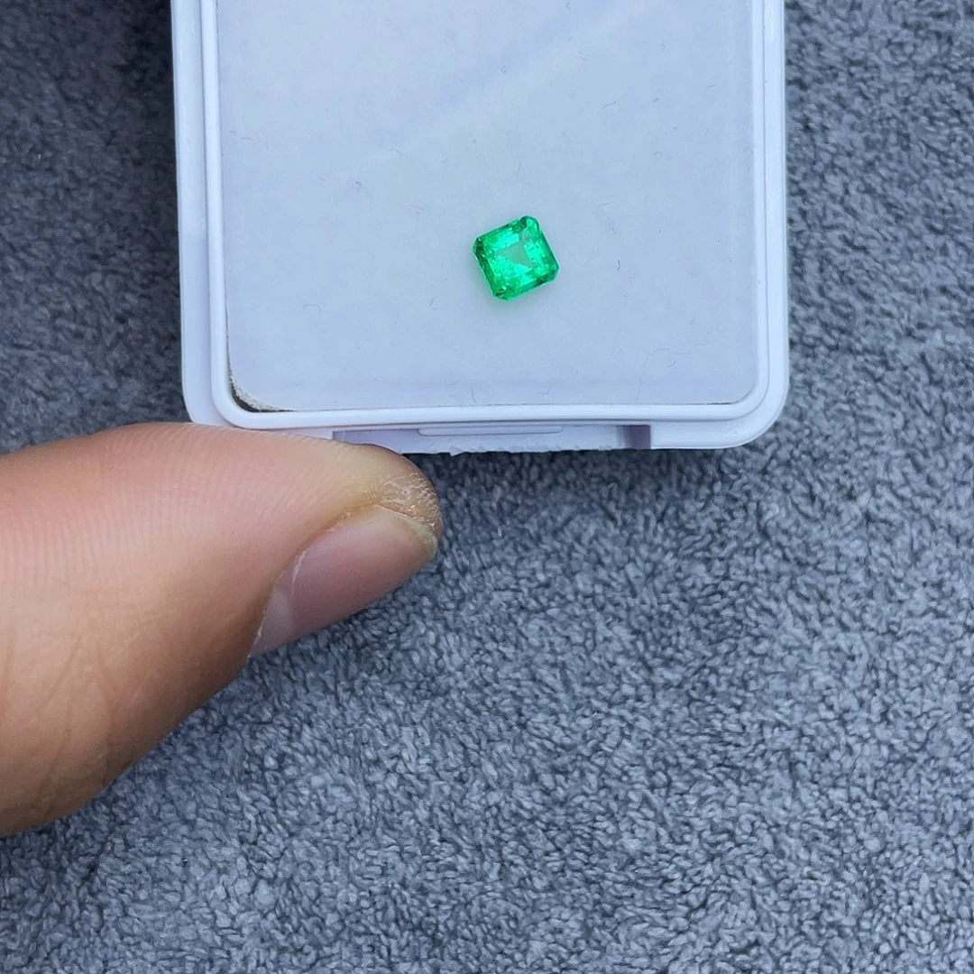祖母绿裸石0.454Ct