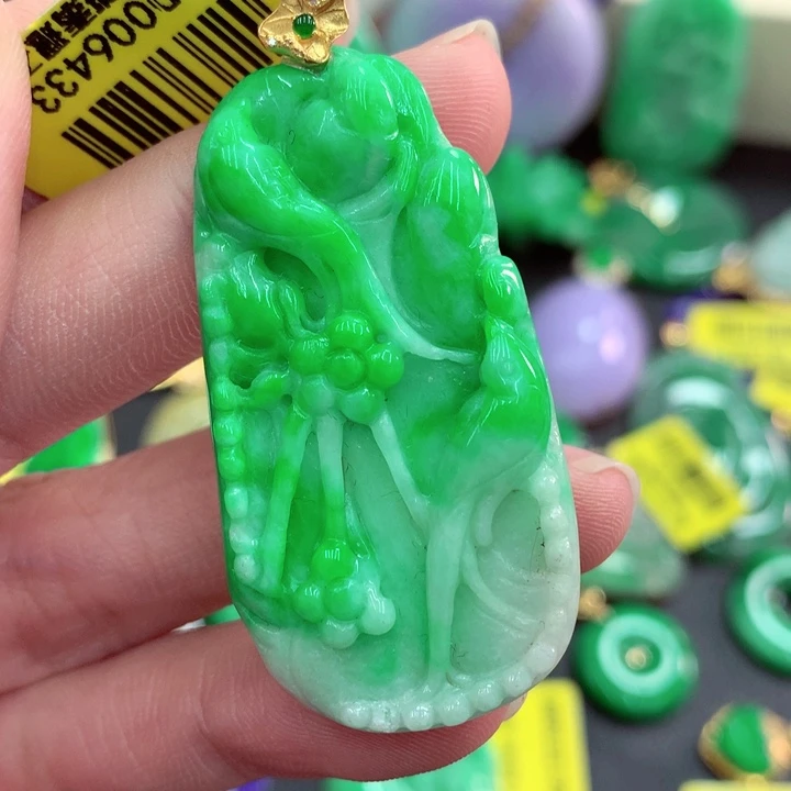 翡翠18K金镶嵌吊坠(不含链)