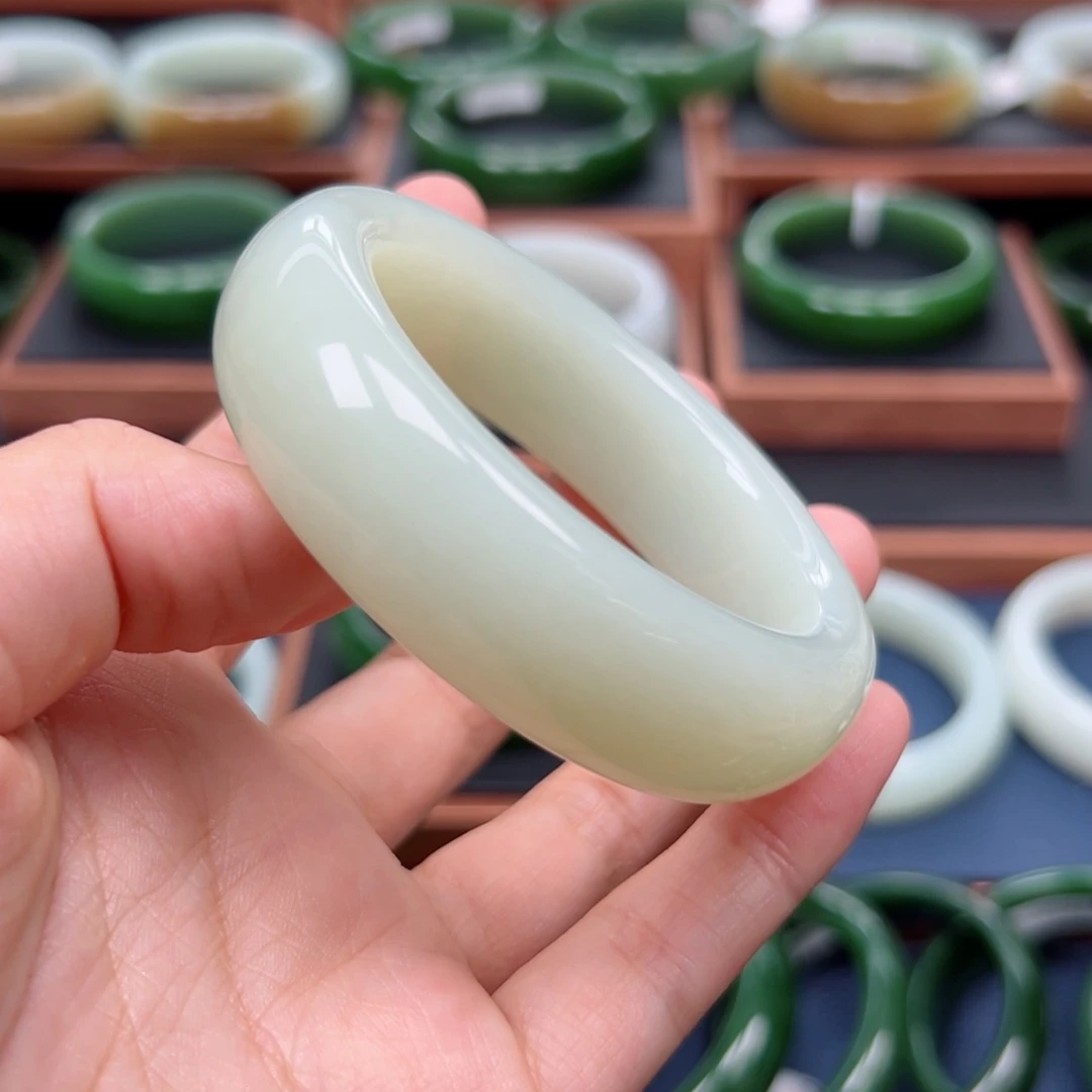 未镶嵌手镯和田玉5354