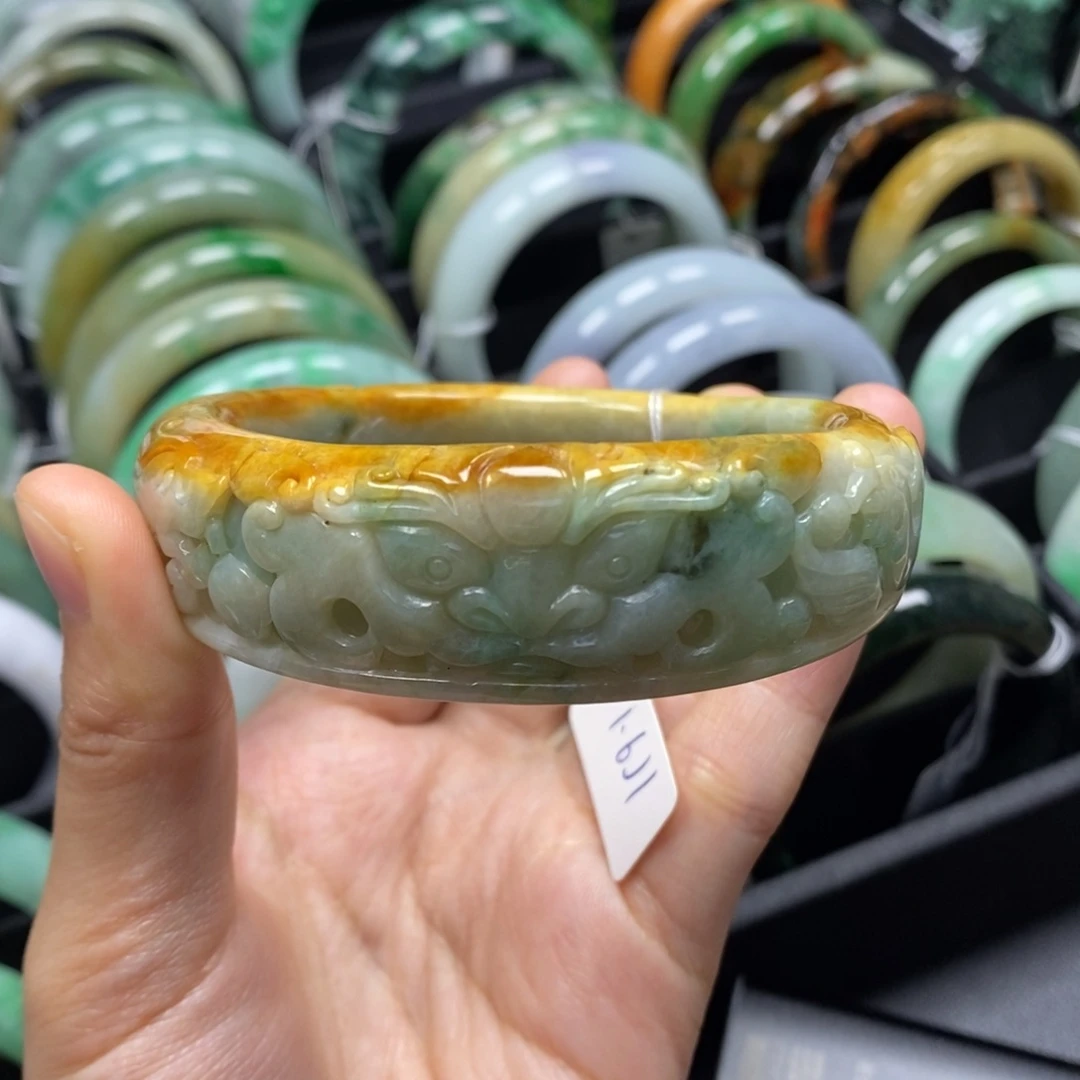 翡翠颈饰未镶嵌58圈口 2号