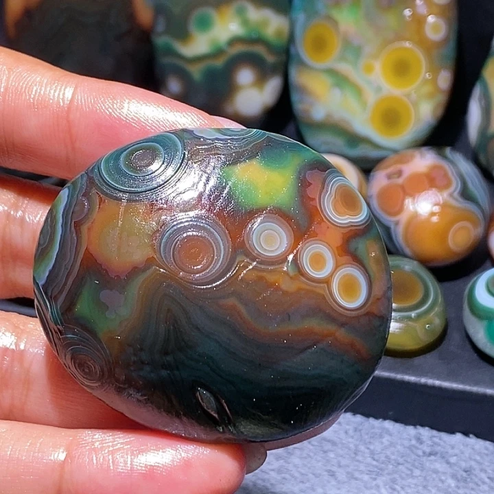 玛瑙/玉髓未镶嵌珠宝奇石41