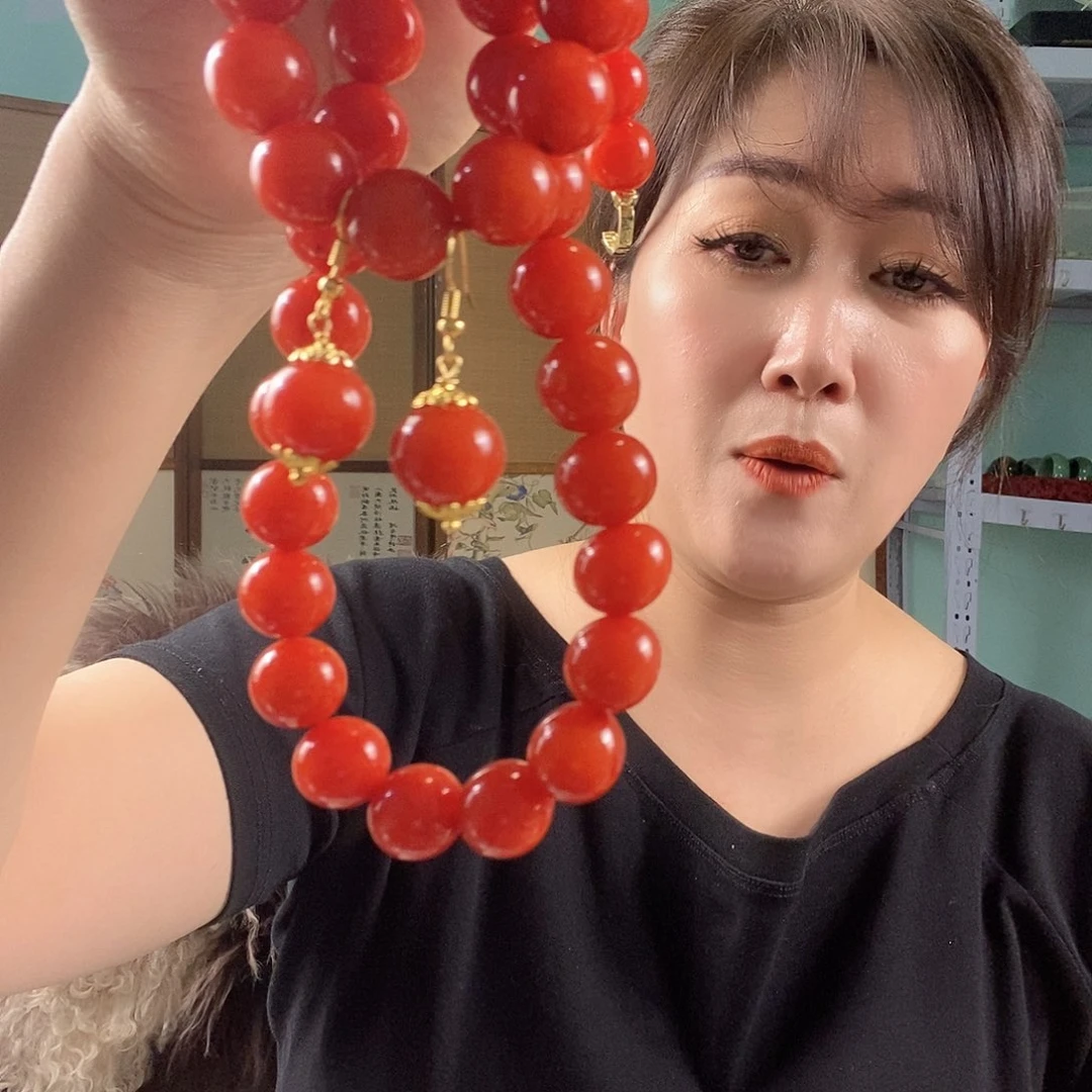 佳****石英质玉未镶嵌手镯