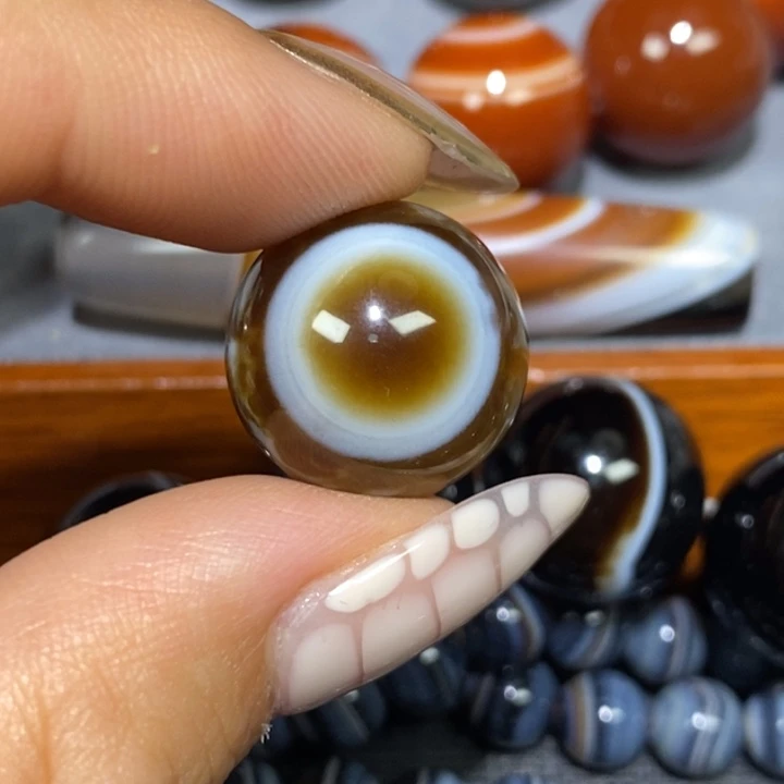 未镶嵌颈饰玛瑙/玉髓