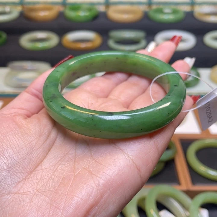 和田玉手镯未镶嵌59