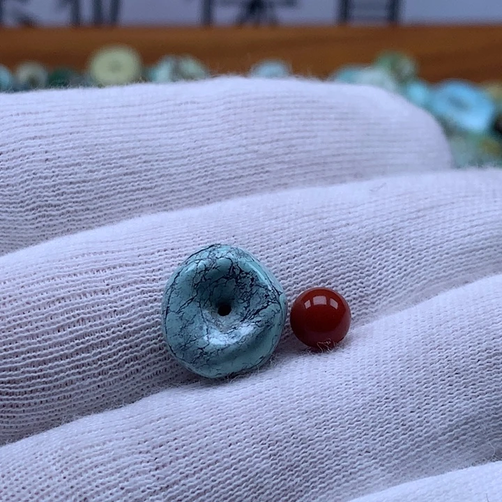 南红玛瑙未镶嵌珠宝奇石