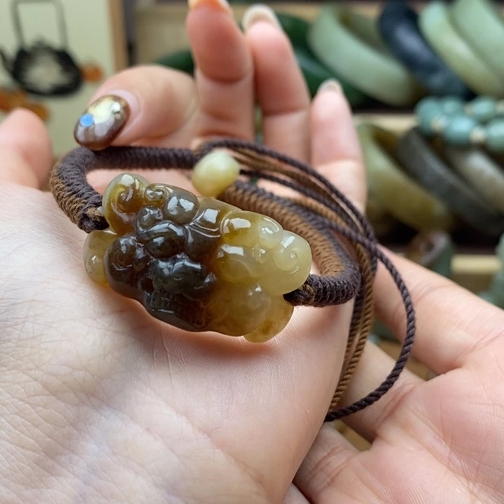 和田玉（糖玉）未镶嵌手链