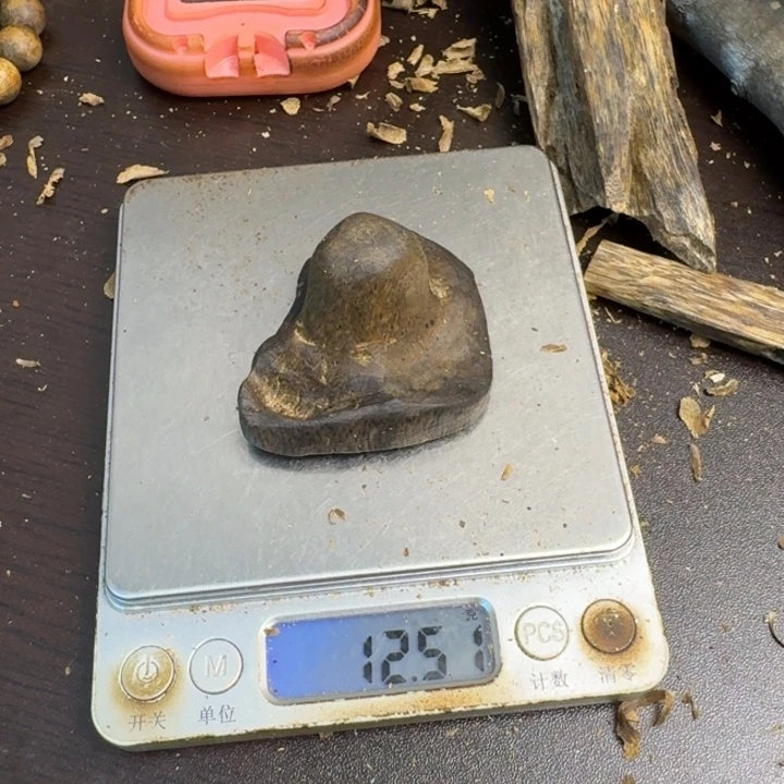 沉香碎屑沉香油叶子包头料