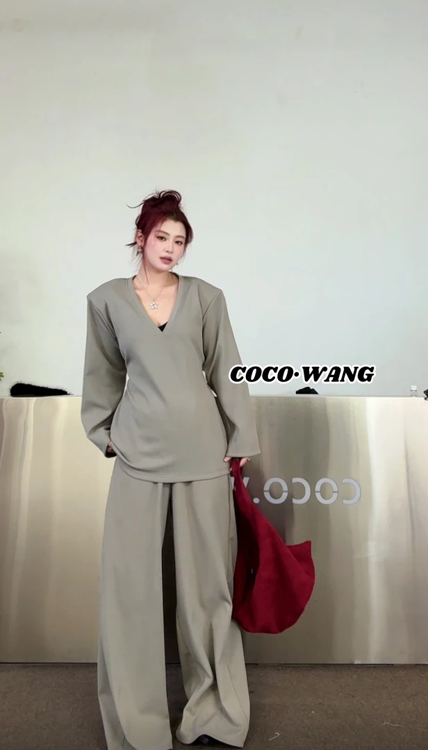 COCO Wang」春季慵懒风V领长袖上衣+裤子套装宽松