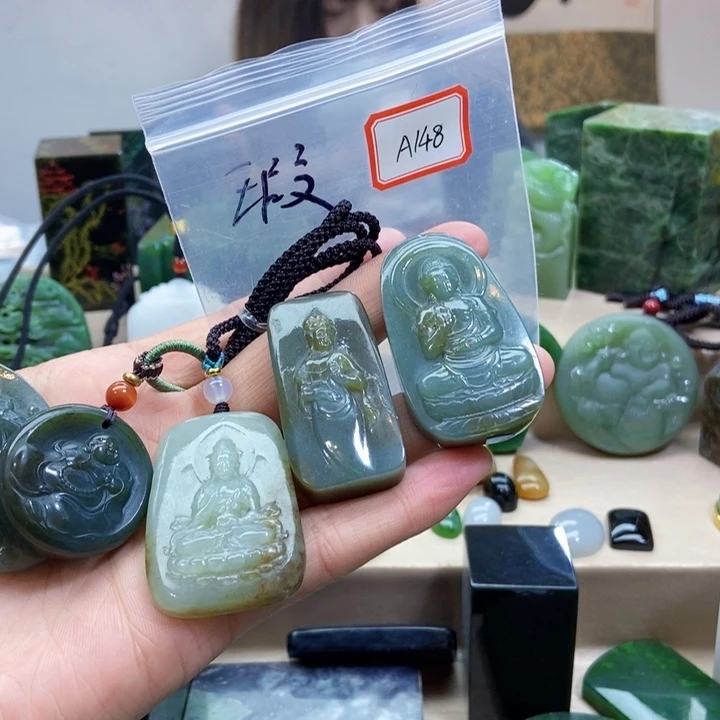 未镶嵌和田玉挂件