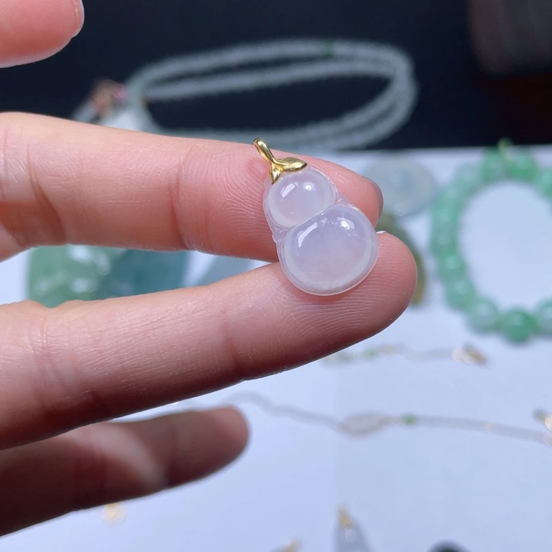 翡翠颈饰18K金镶嵌葫芦