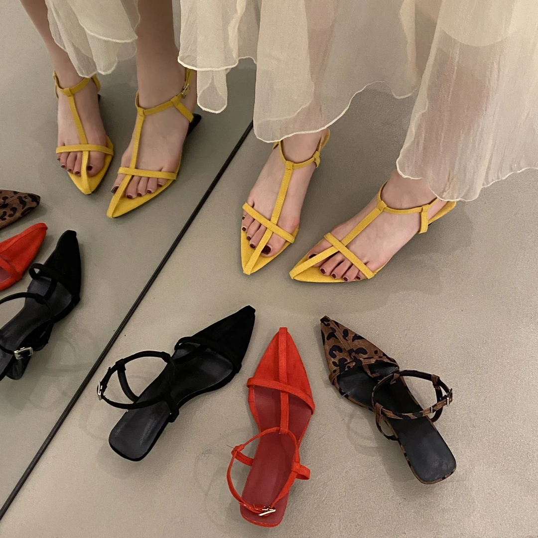 贾不假凉鞋女款2025新款夏季超火法式复古高级感配裙子罗马高跟鞋