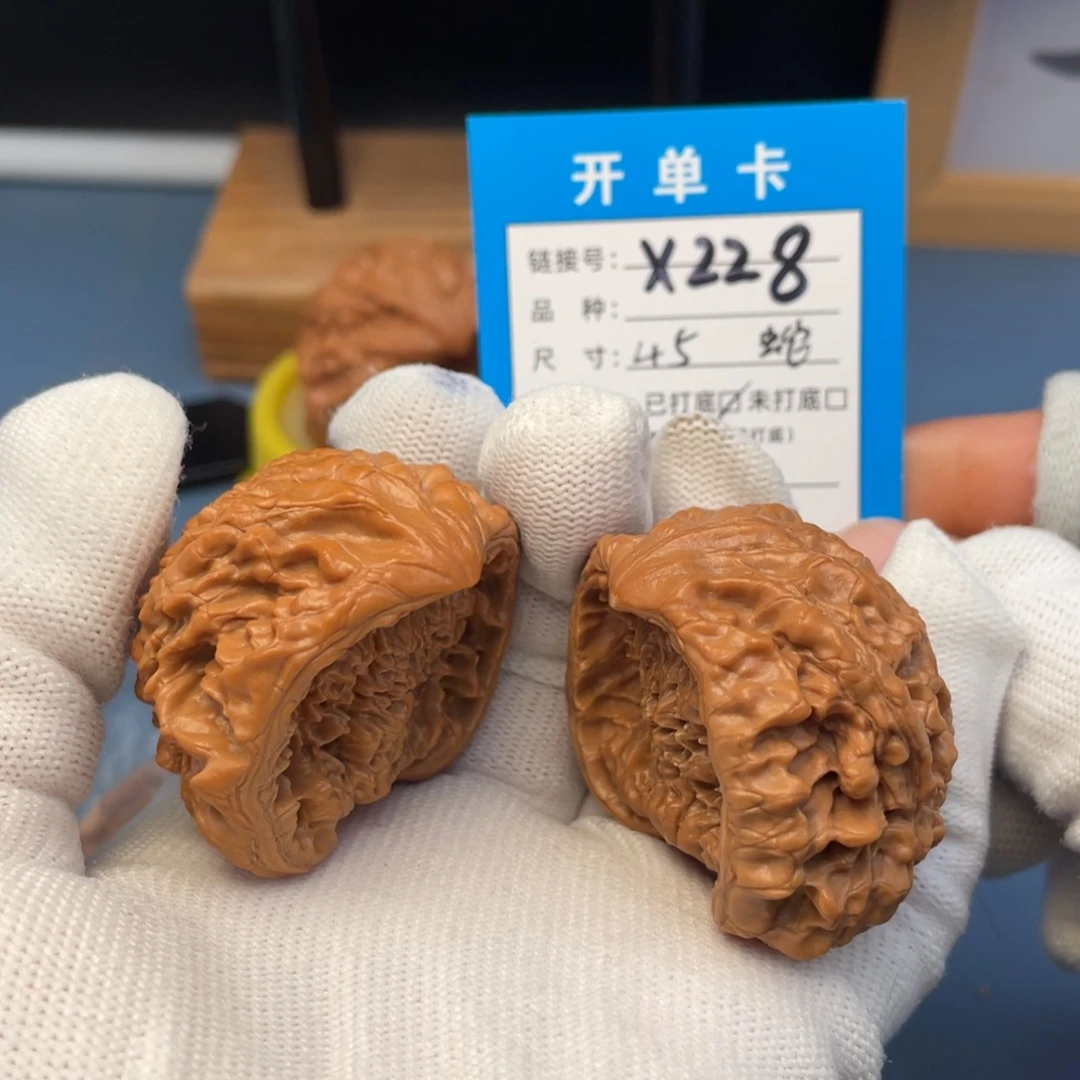 吊坠桃核文玩核桃