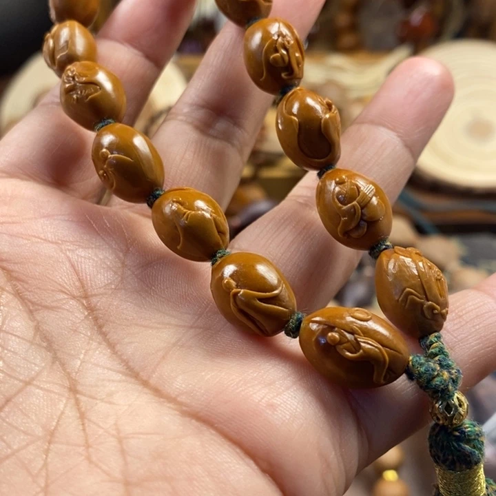 橄榄核手串/手链杨****）……1.1无相佛……