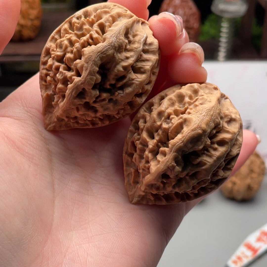 文玩核桃把件小楸千55