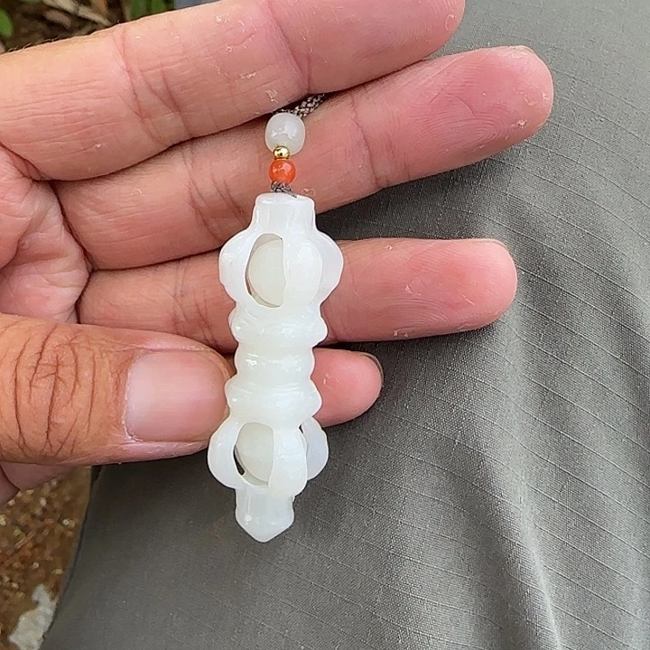 和田玉未镶嵌颈饰新料