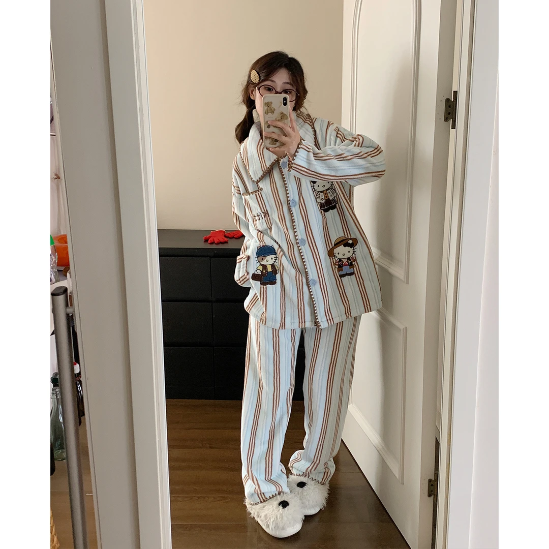 超柔软睡衣女冬季法兰绒hellokitty刺绣条纹印花加厚珊瑚绒家居服