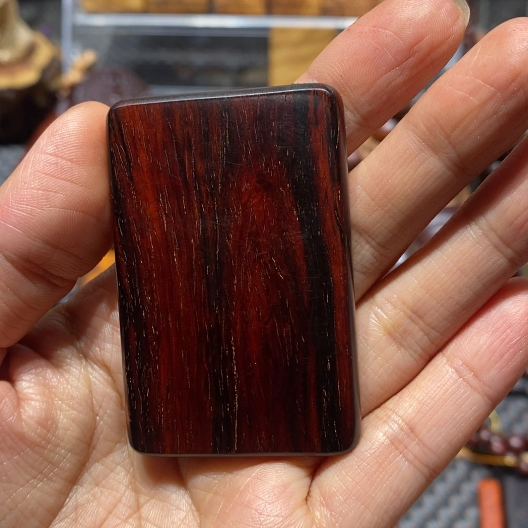 檀香紫檀（小叶紫檀）肥****T