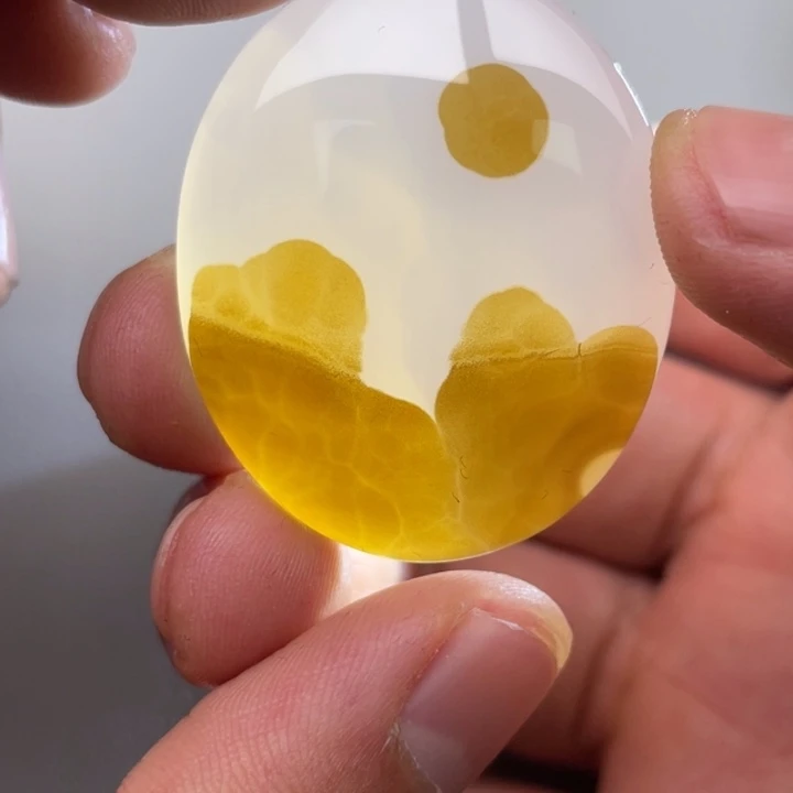 玛瑙/玉髓颈饰未镶嵌?****了