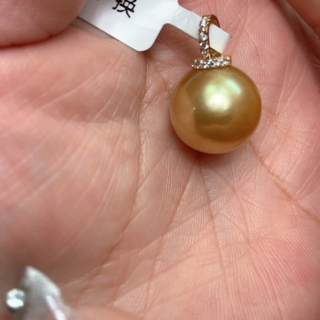 海水珍珠颈饰18K金镶嵌