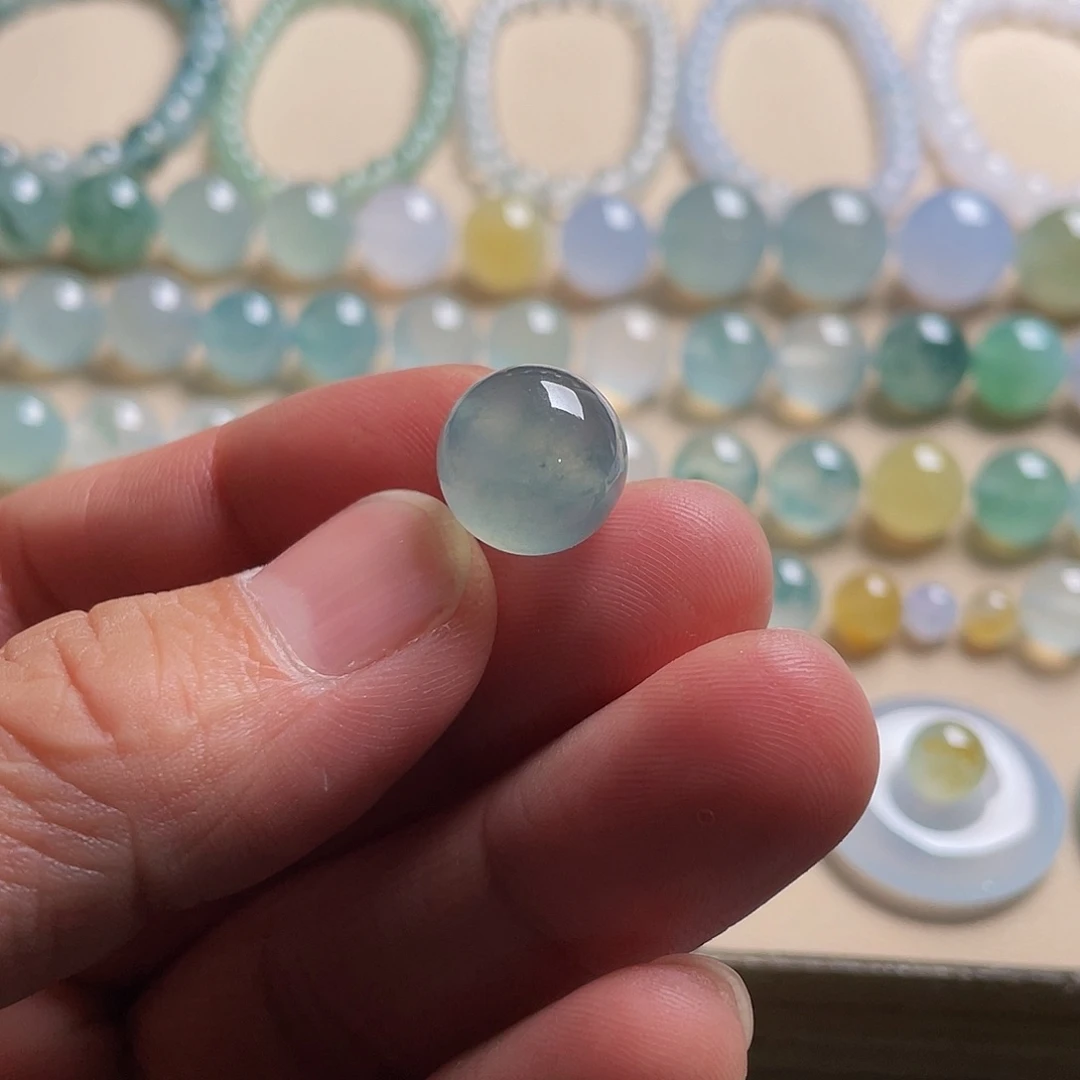 翡翠散珠天然缅甸翡翠A货，13.1mm