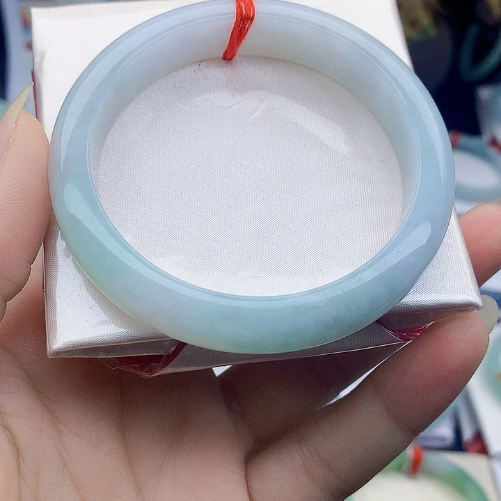 翡翠手镯未镶嵌缅甸天然翡翠A货57
