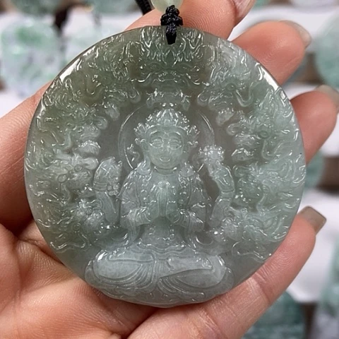 翡翠颈饰未镶嵌九龙观音福利