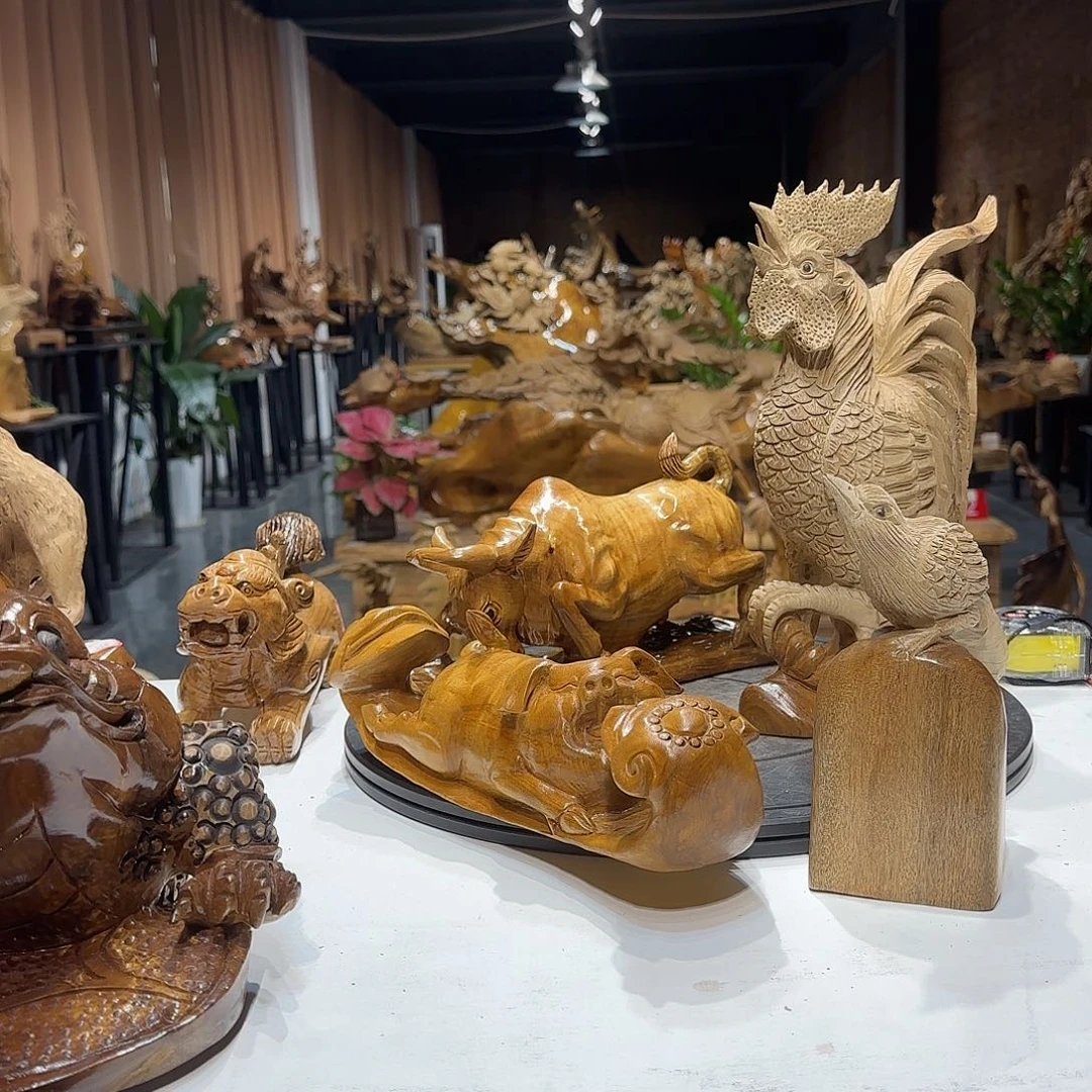 金丝楠用****3金丝楠木雕件