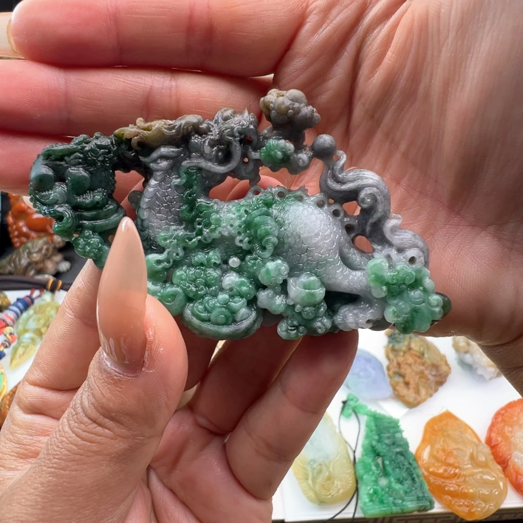 未镶嵌挂件翡翠天然缅甸