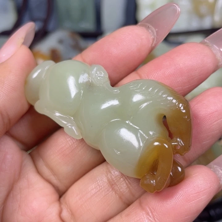 和田玉未镶嵌挂件