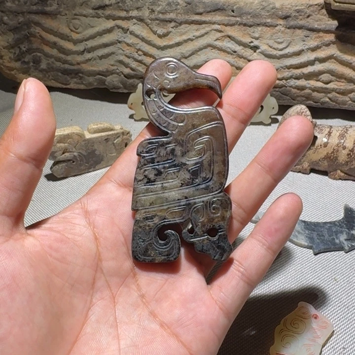 老***张和田玉（糖玉）未镶嵌挂件