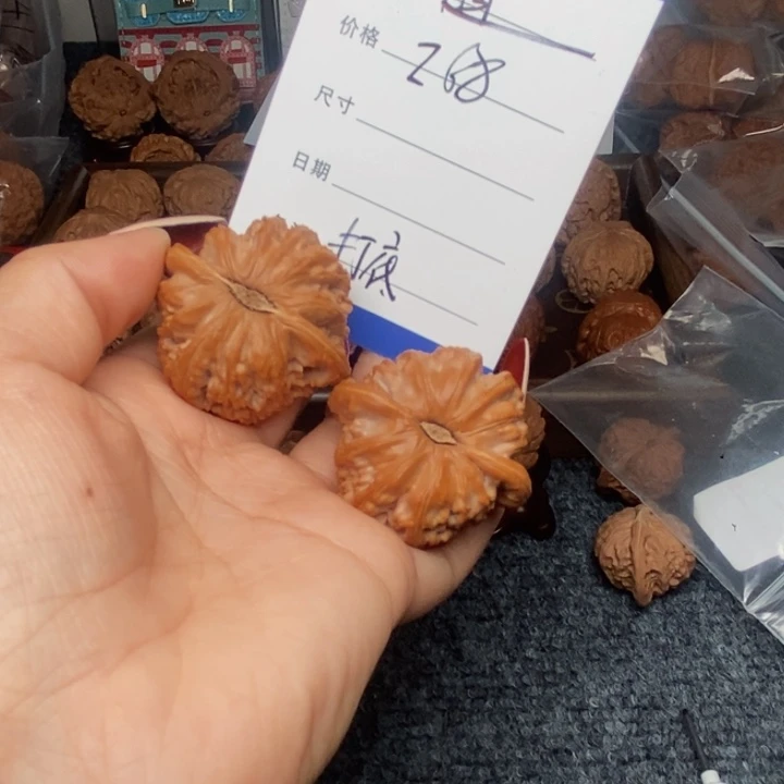 吊坠文玩核桃祖全品白狮子