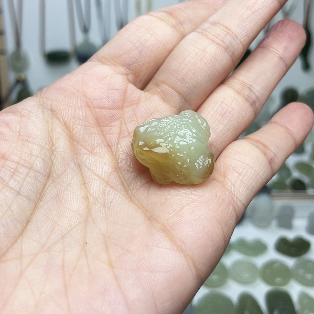 颈饰未镶嵌和田玉野***。