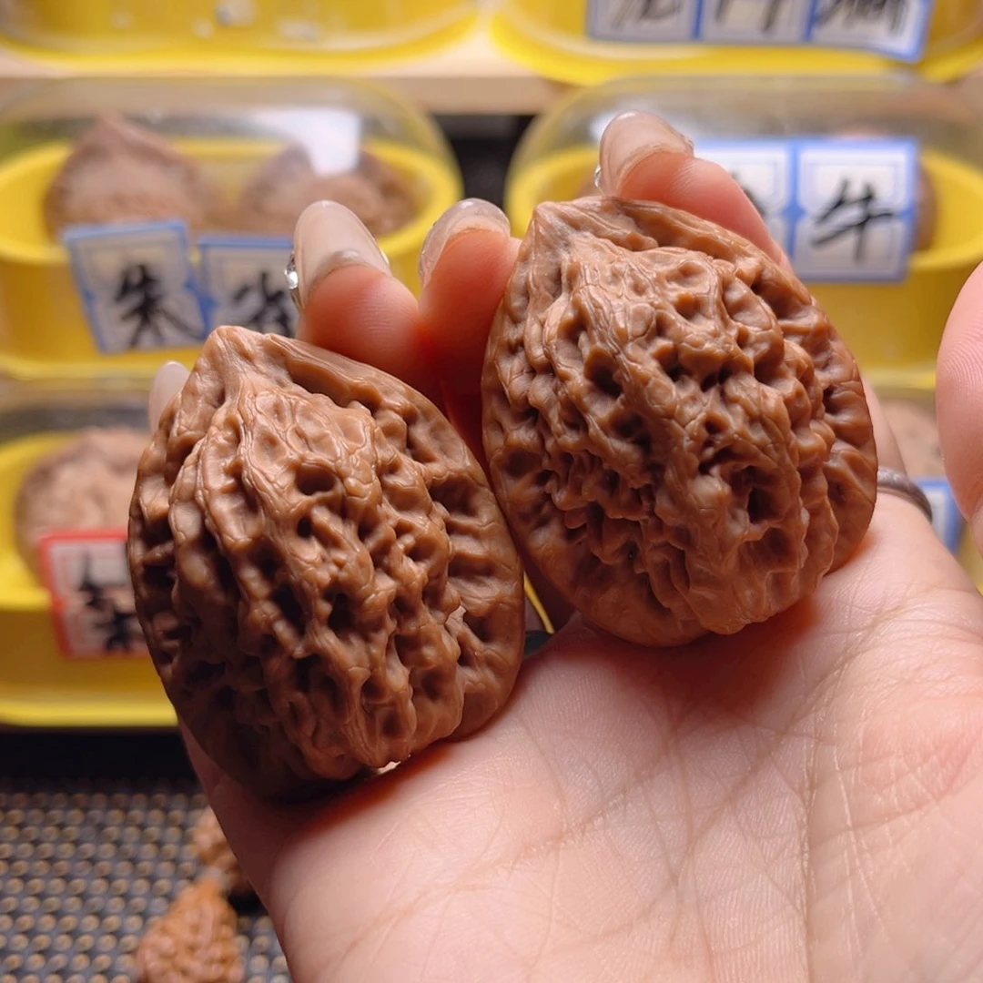 文玩核桃把件金公子