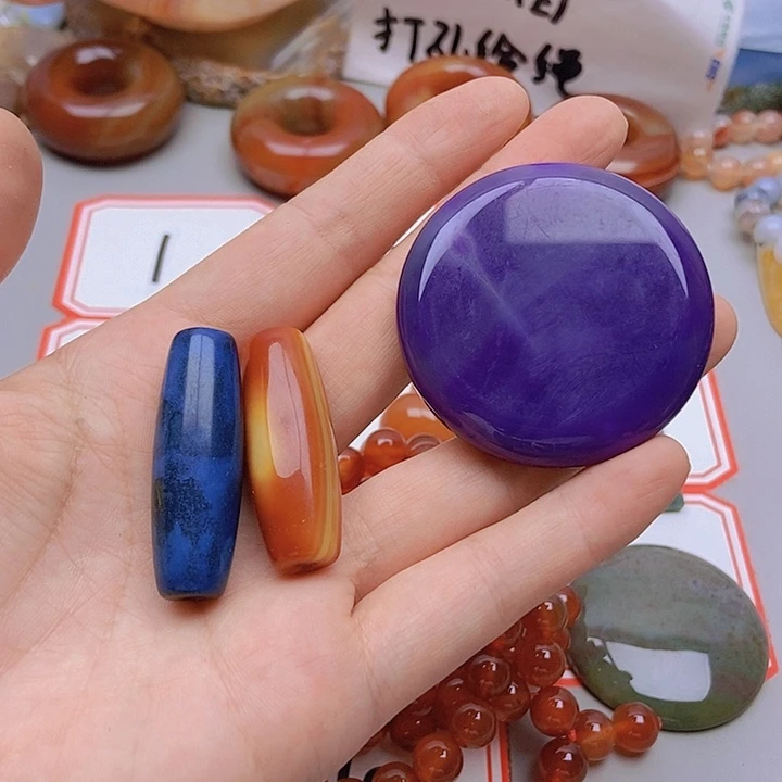 【闪购商品】玛瑙/玉髓未镶嵌珠宝半成品水****㵘