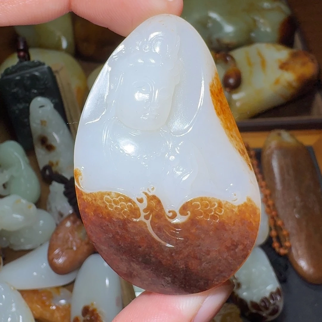 和田玉颈饰未镶嵌王*