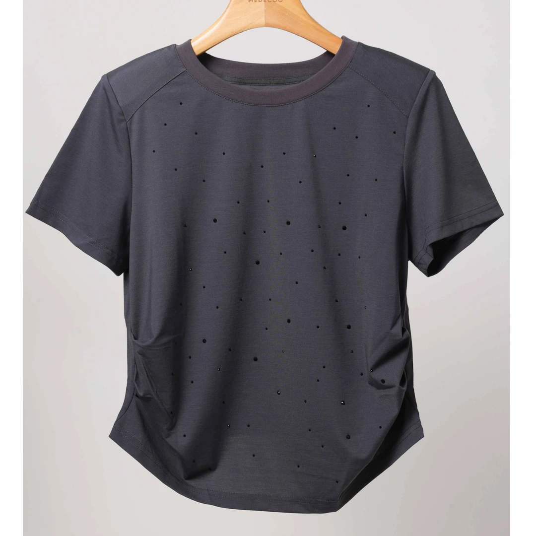 MEDECOO/墨蒂珂新款夏新款女装钉珠百搭短袖T恤上衣TJX62318