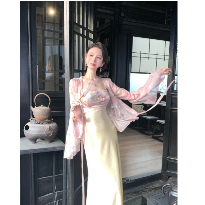出水芙蓉 新中式国风提花刺绣吊带连衣裙百搭披肩上衣新款时尚女