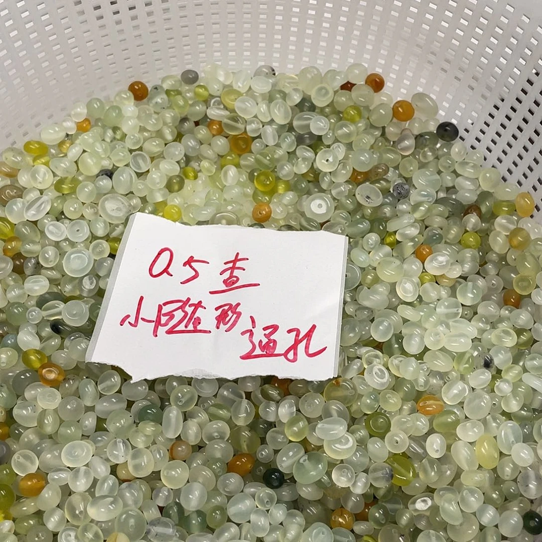 未镶嵌岫玉原石无孔