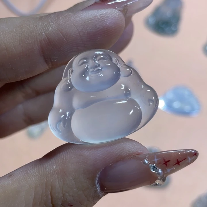 翡翠颈饰未镶嵌佛公