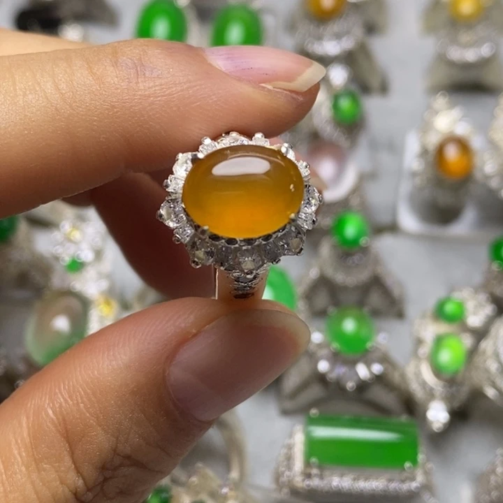 定制翡翠未镶嵌缅甸