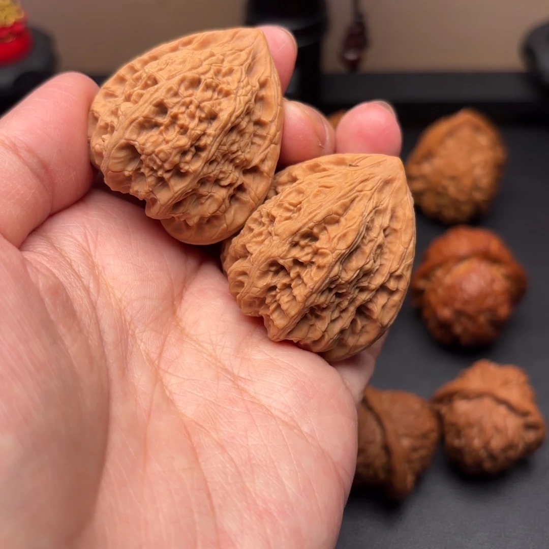 文玩核桃把件云**技虎头