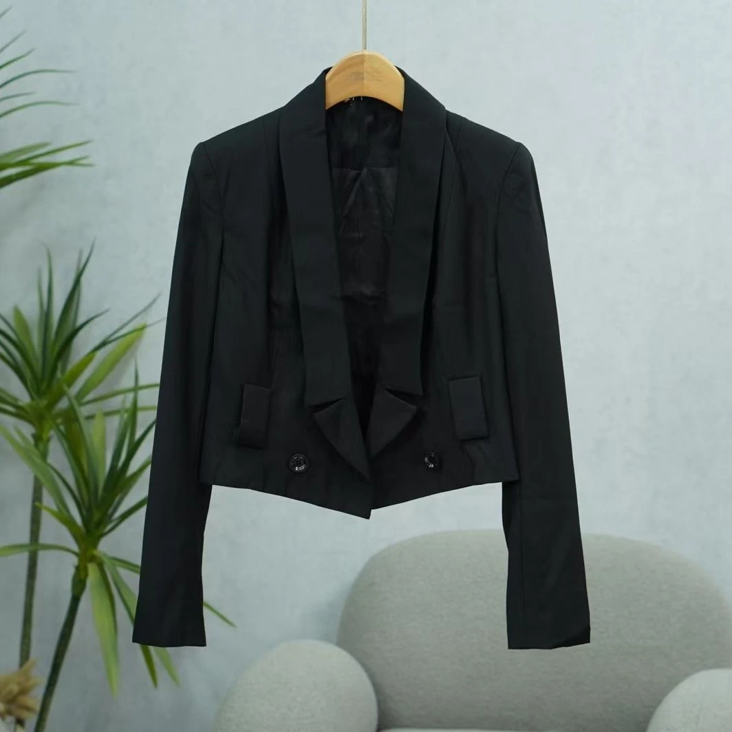 卓系列   Y115   女装时尚撤柜气质西装外套黑色H2890004