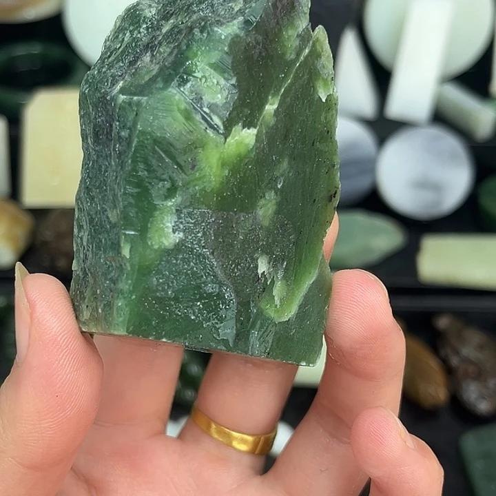未镶嵌和田玉珠宝半成品
